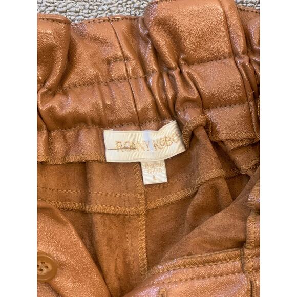 Ronny Kobo Women Large Brown Faux Leather Paperbag Shorts - Picture 3 of 13